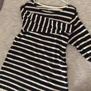 Old navy maternity tunic